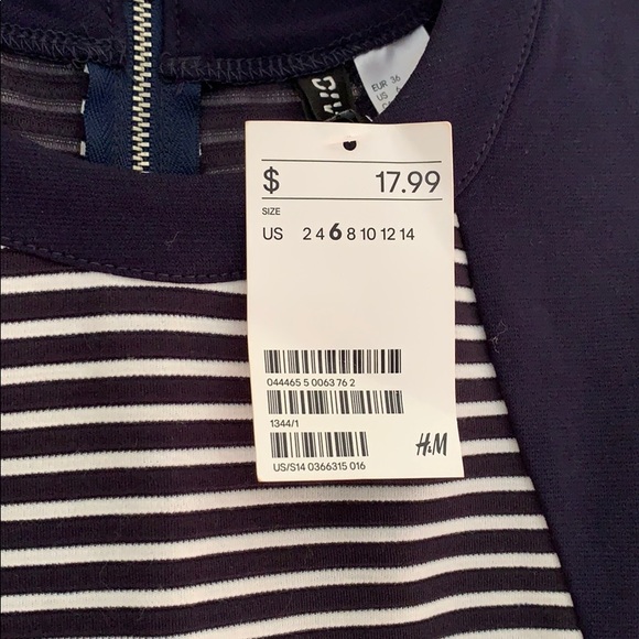 Dress - Picture 3 of 3